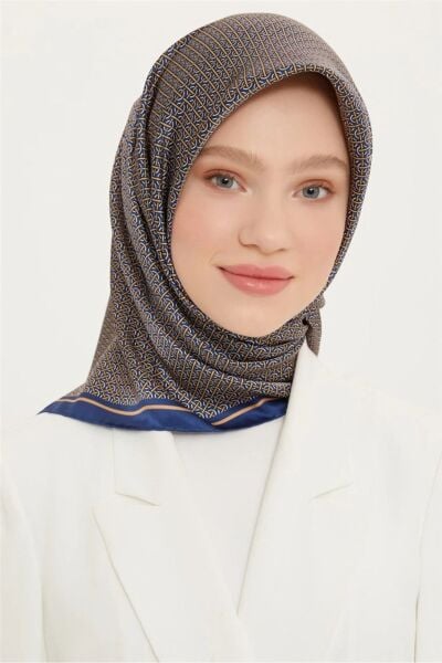 Armine Nostalji Serisi %100 Twill İpek Eşarp 8733D 34